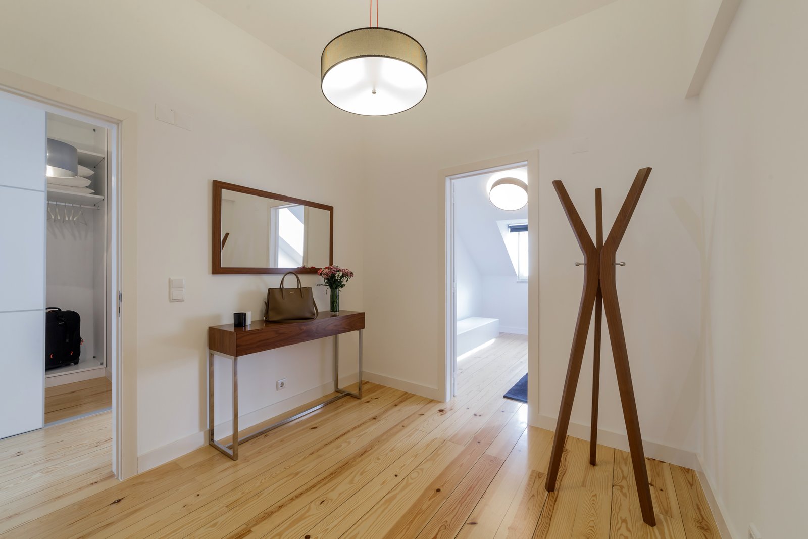 Central apartment with elevator